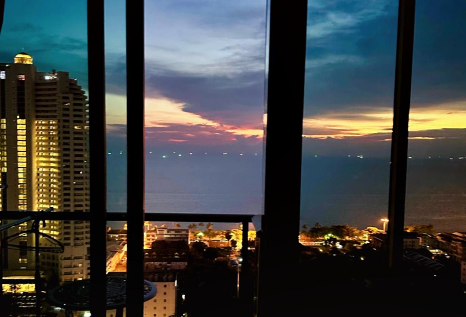 芭提雅高层海景奢华公寓the Riviera Jomtien生香家直达海滩2704 Kültér fotó