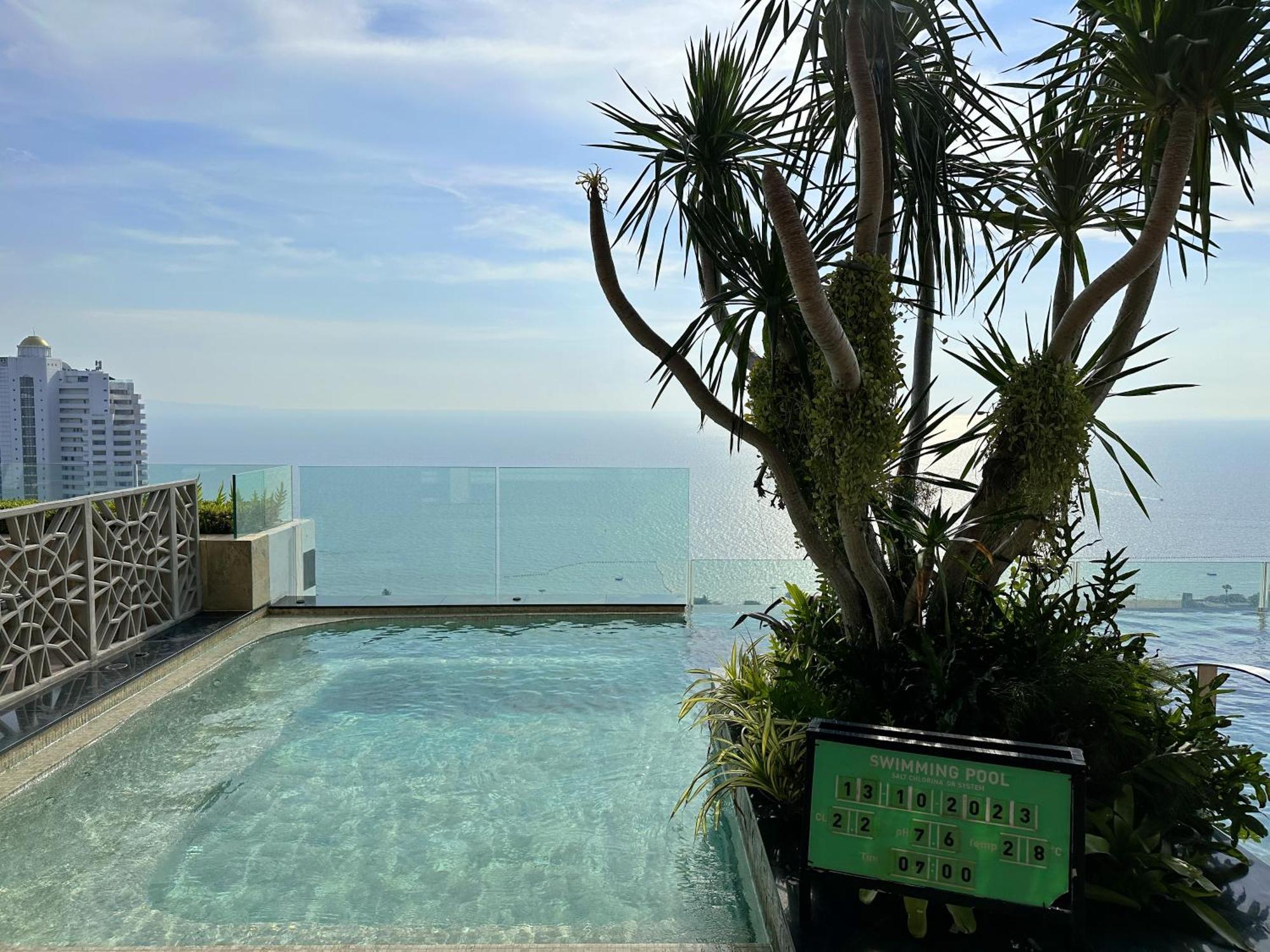 芭提雅高层海景奢华公寓the Riviera Jomtien生香家直达海滩2704 Kültér fotó