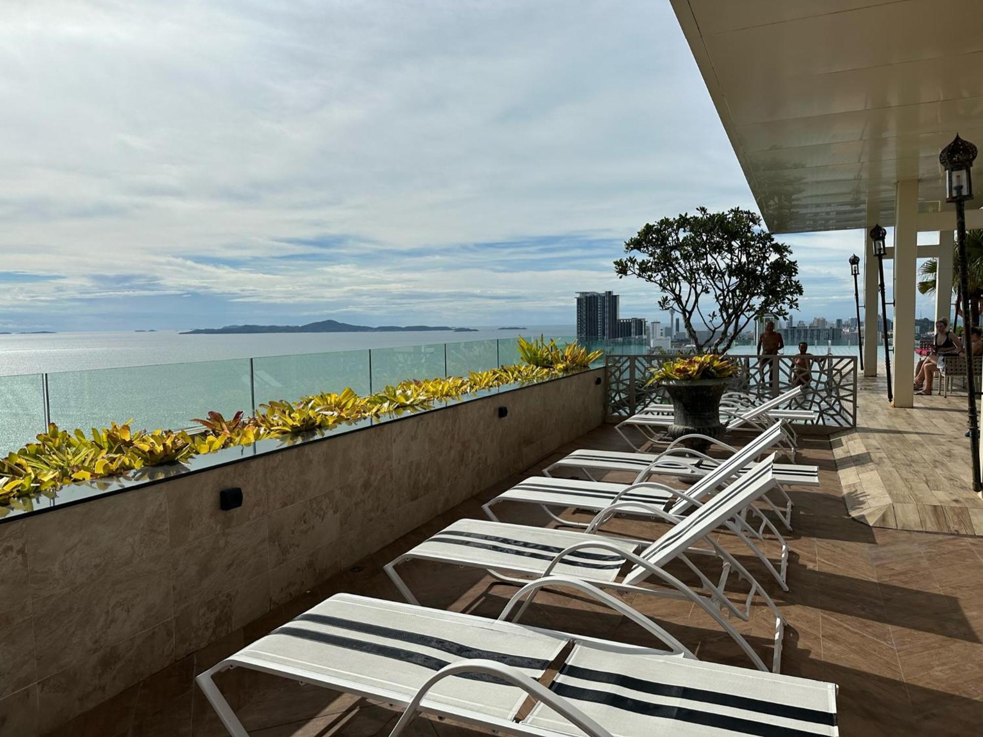 芭提雅高层海景奢华公寓the Riviera Jomtien生香家直达海滩2704 Kültér fotó