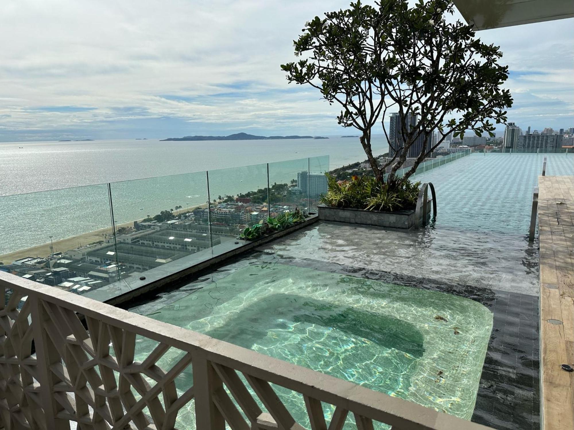 芭提雅高层海景奢华公寓the Riviera Jomtien生香家直达海滩2704 Kültér fotó